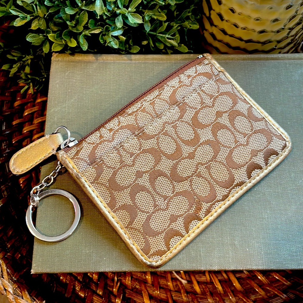 🎉 3/$20 Vintage Coach Coin Purse with Card Slots